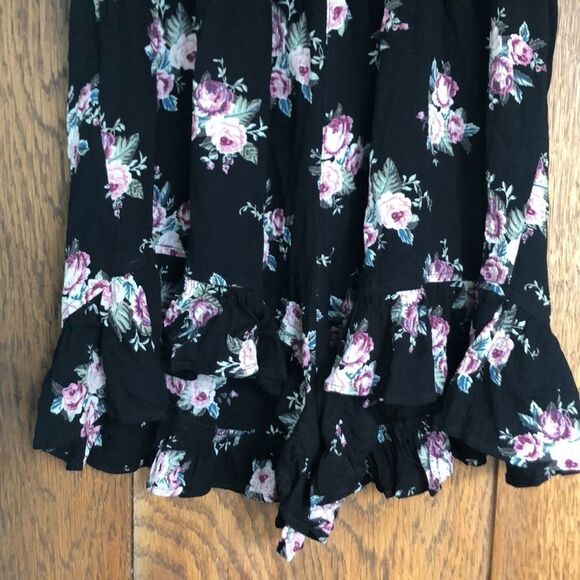 TOPSHOP Black & Floral Shorts Jumper Sz 8 - Picture 7 of 9